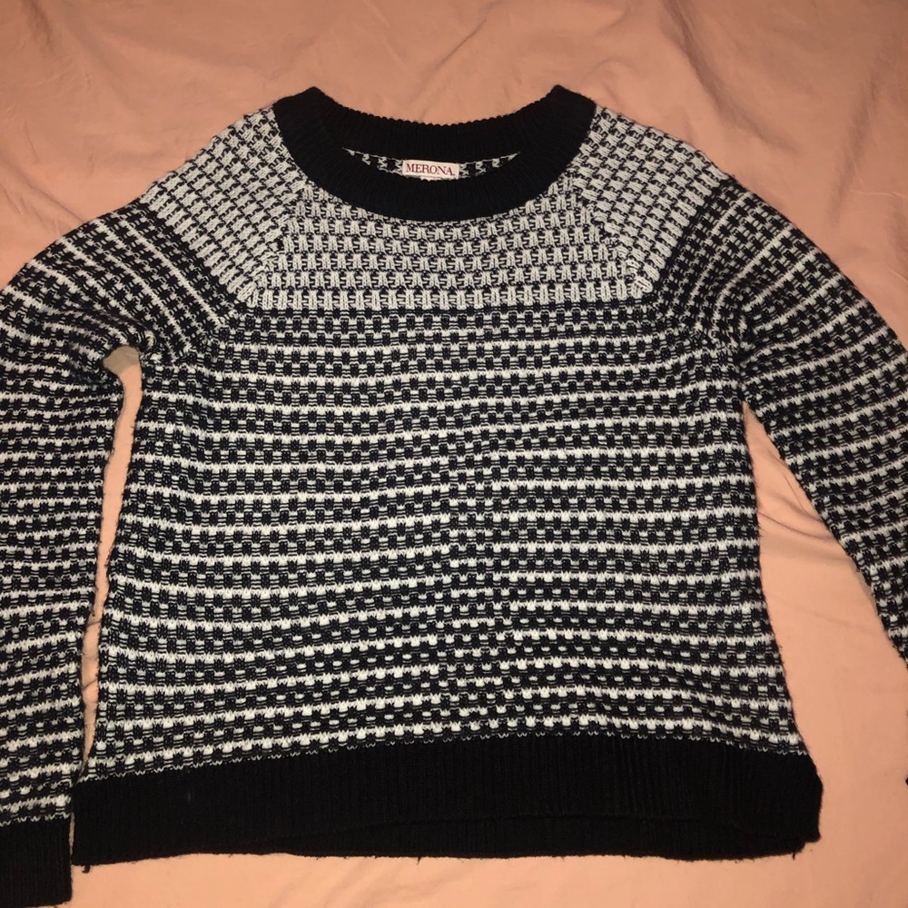 Stylish Merona sweater, XS